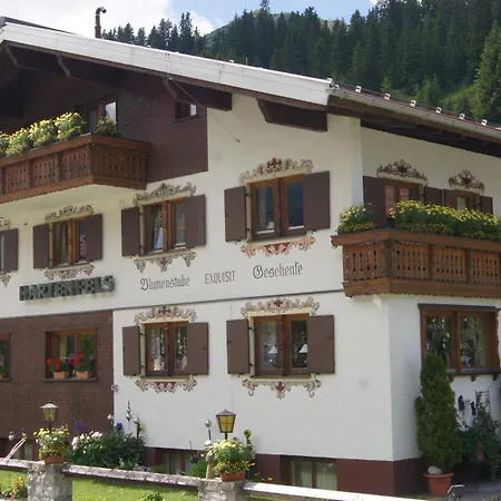 Hartenfels ليش ام ارلبرغ