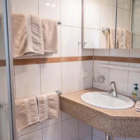 Hartenfels Bed & Breakfast