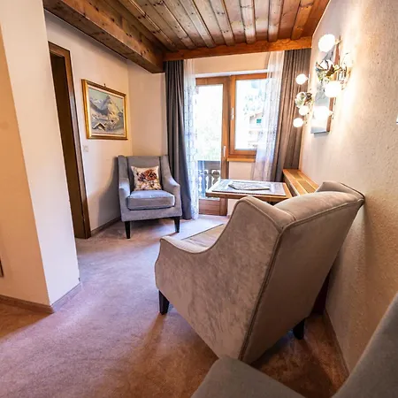 Hartenfels 4*