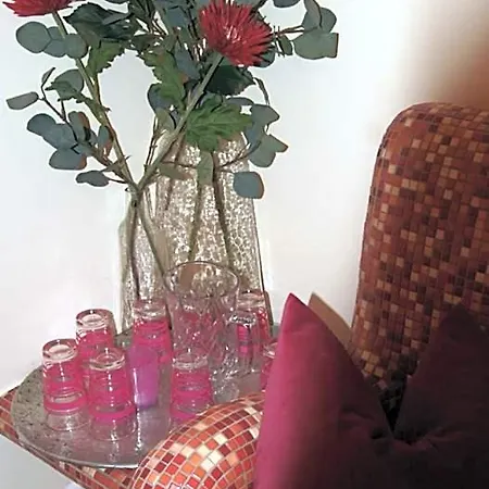 B&B Hartenfels