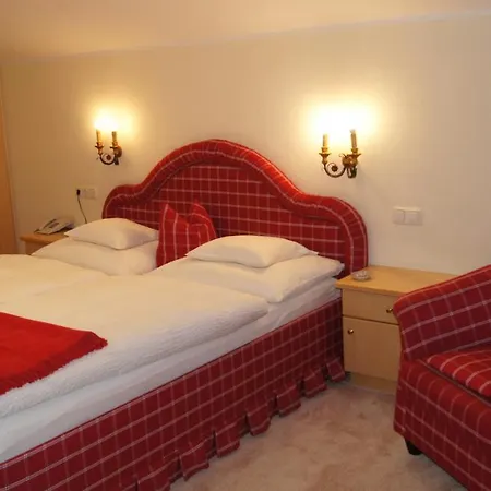 Hartenfels فندق مبيت وإفطار