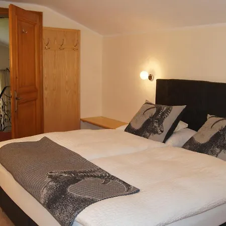 Hartenfels فندق مبيت وإفطار