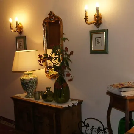 فندق مبيت وإفطار Hartenfels 3*