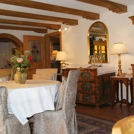 Hartenfels Bed & Breakfast