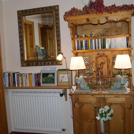 Hartenfels فندق مبيت وإفطار